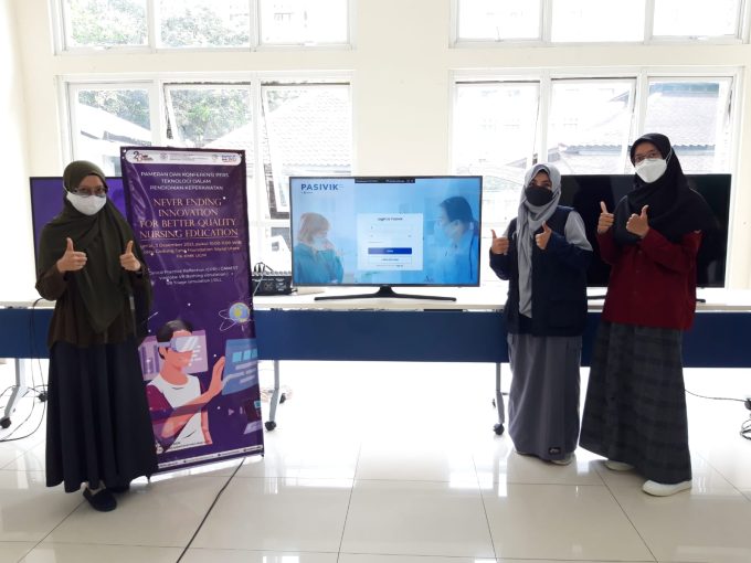 Display Pasivik pada pameran teknologi Departemen Keperawatan